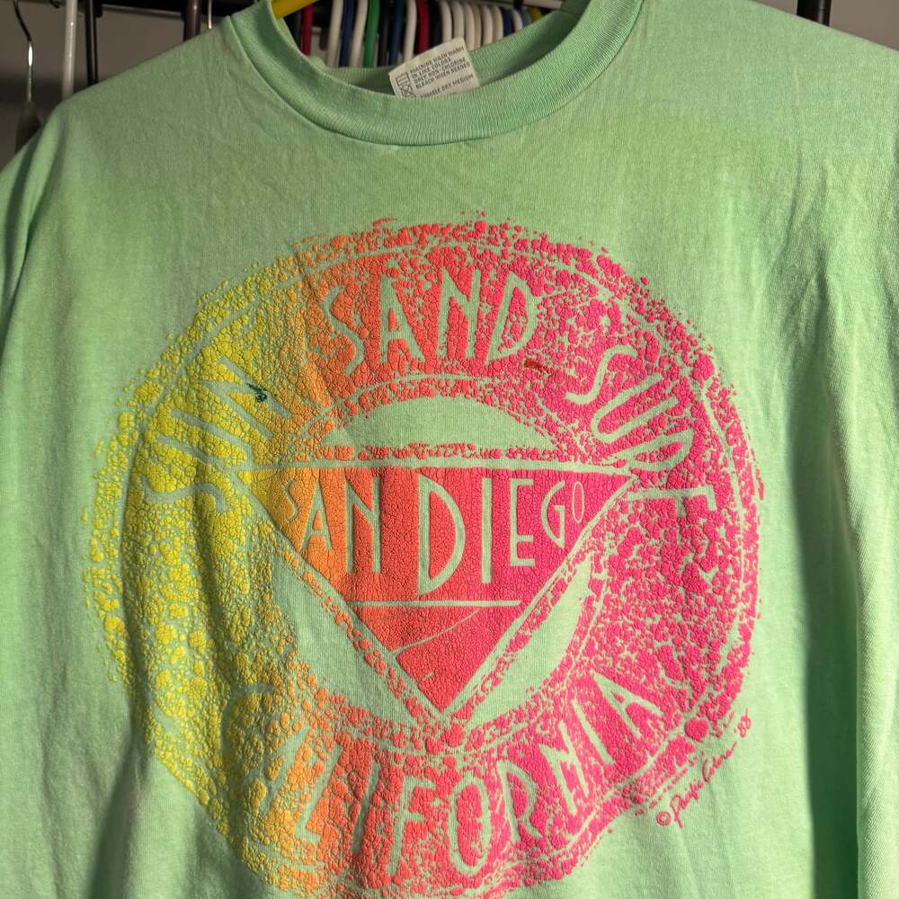 Vintage 90s Gotcha Surf Graphic T-Shirt Neon Lime Green